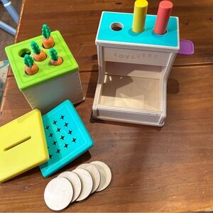 Lovevery Montessori Wooden Peg Drop & Coin/Carrot Box